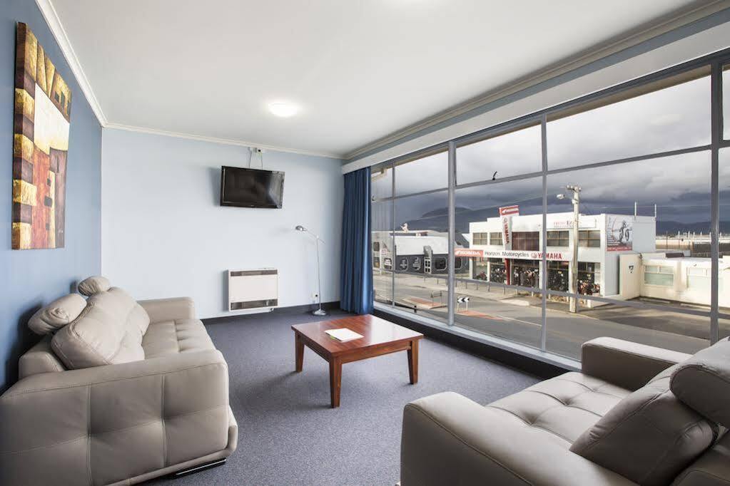 Nightcap At Carlyle Hotel Derwent Park Exteriér fotografie